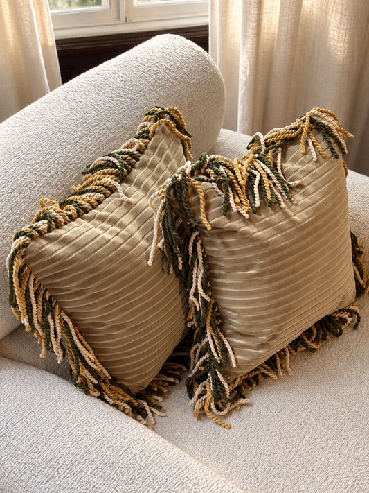PILLOW FRINGES