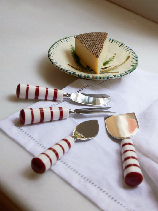CHEESE CUTLERY SET STIPED HANDLE - House of Quintana