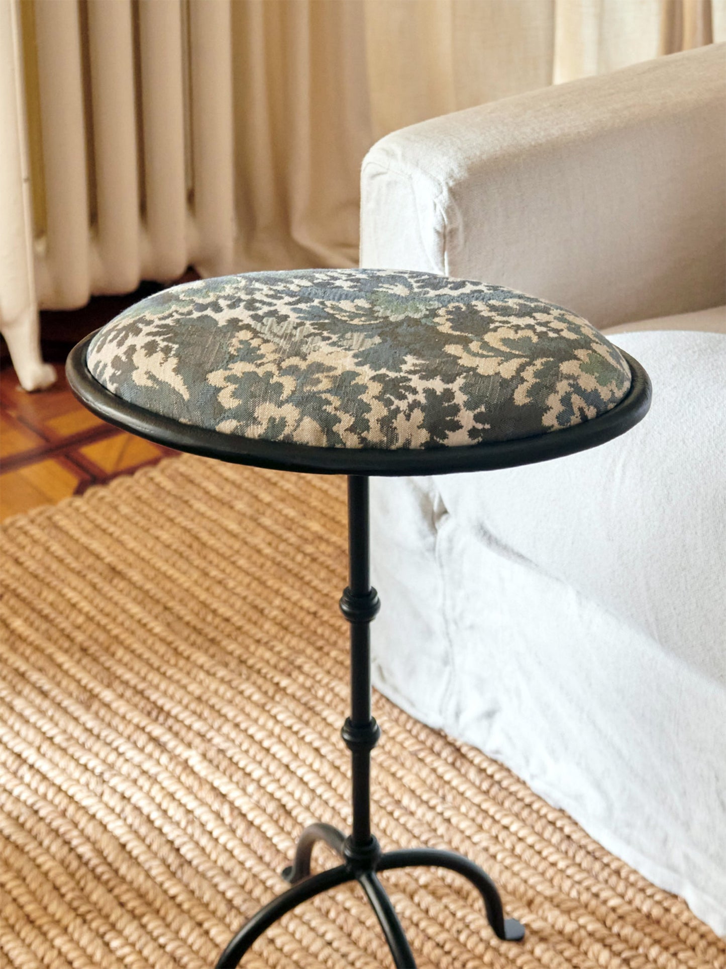 MARTINI TABLE OVAL - House of Quintana