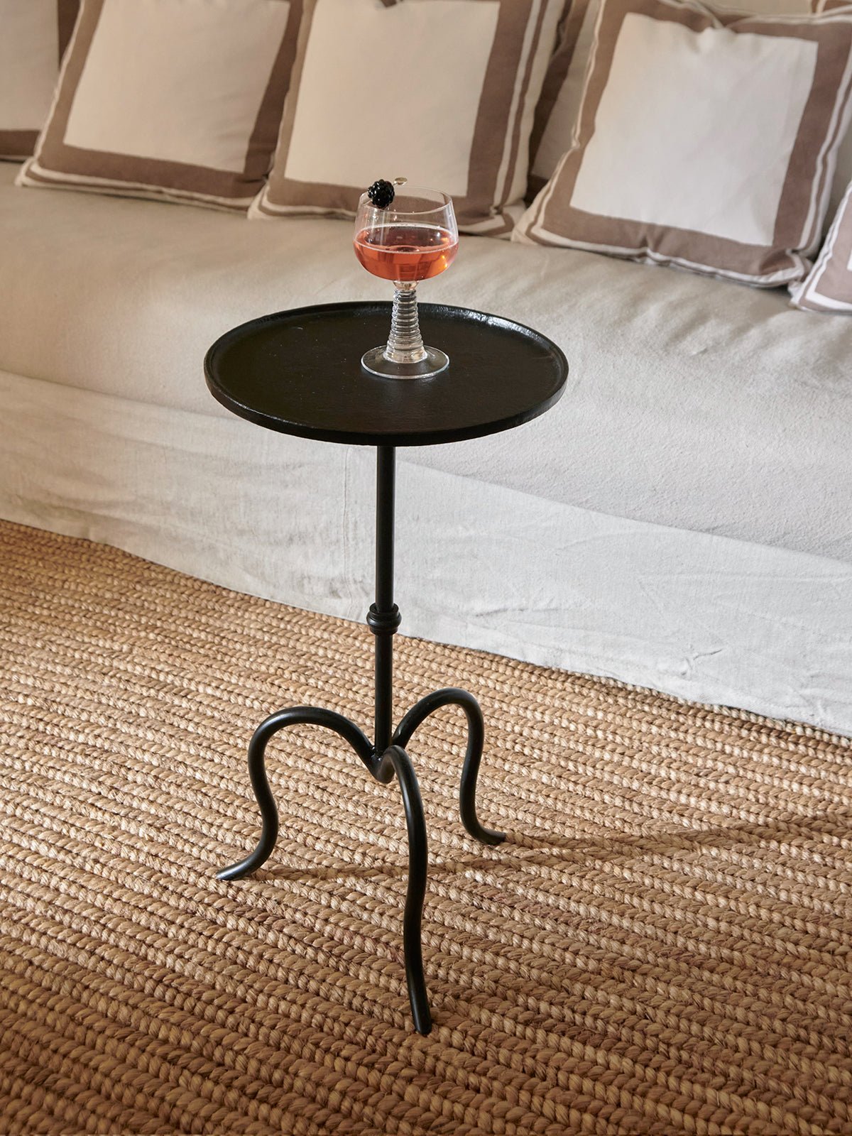 MARTINI TABLE ROUND - House of Quintana