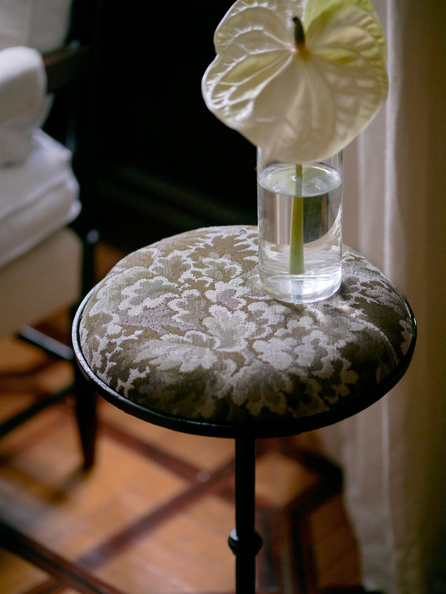 MARTINI TABLE ROUND - House of Quintana