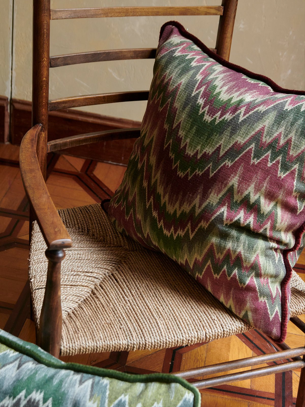 PILLOW HERRINGBONE PURPLE - House of Quintana