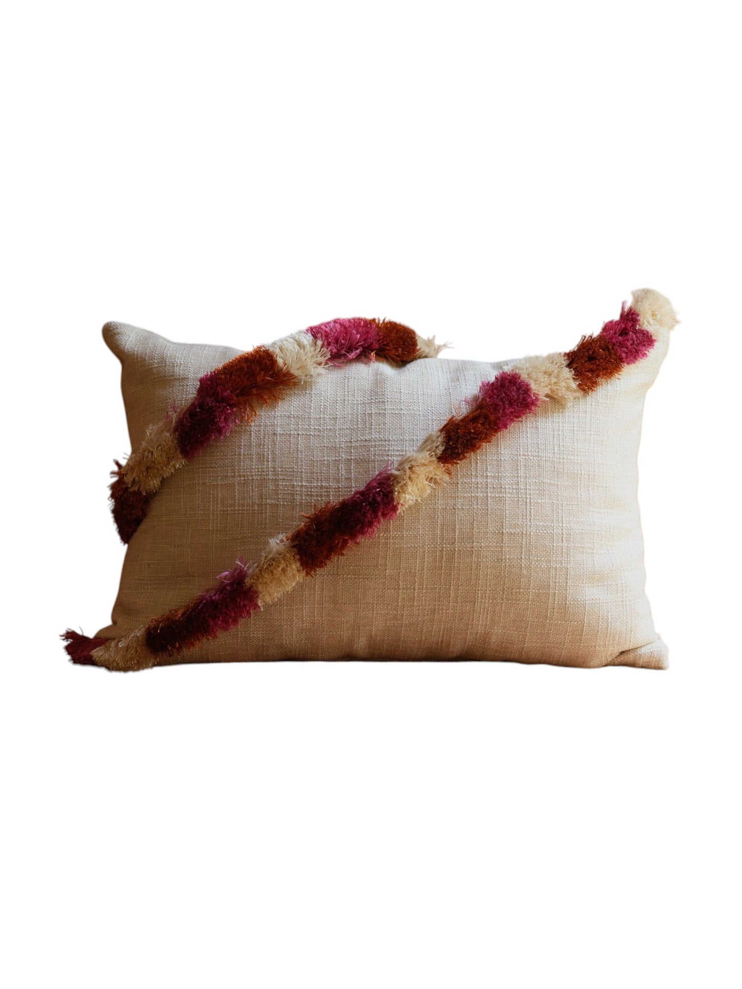 PILLOW WITH BRUSH FRINGE TRIM - House of Quintana