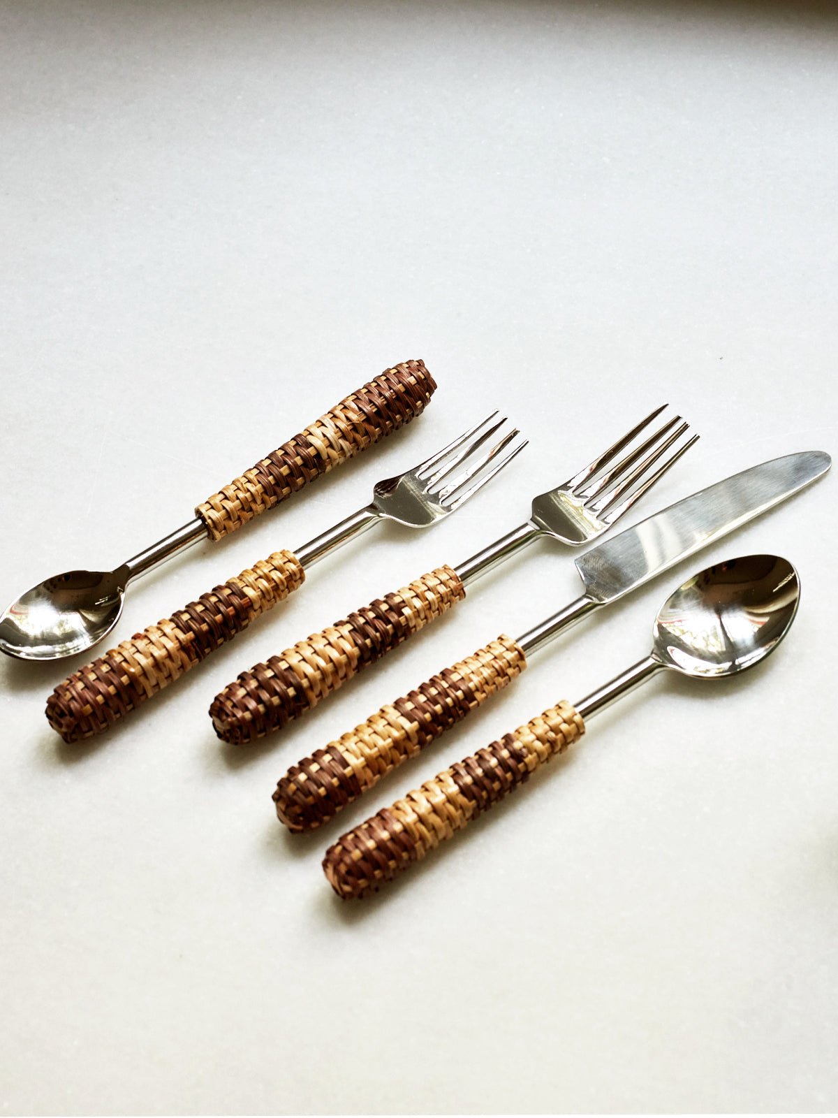 CUTLERY SET HANDWOVEN HANDLE - House of Quintana