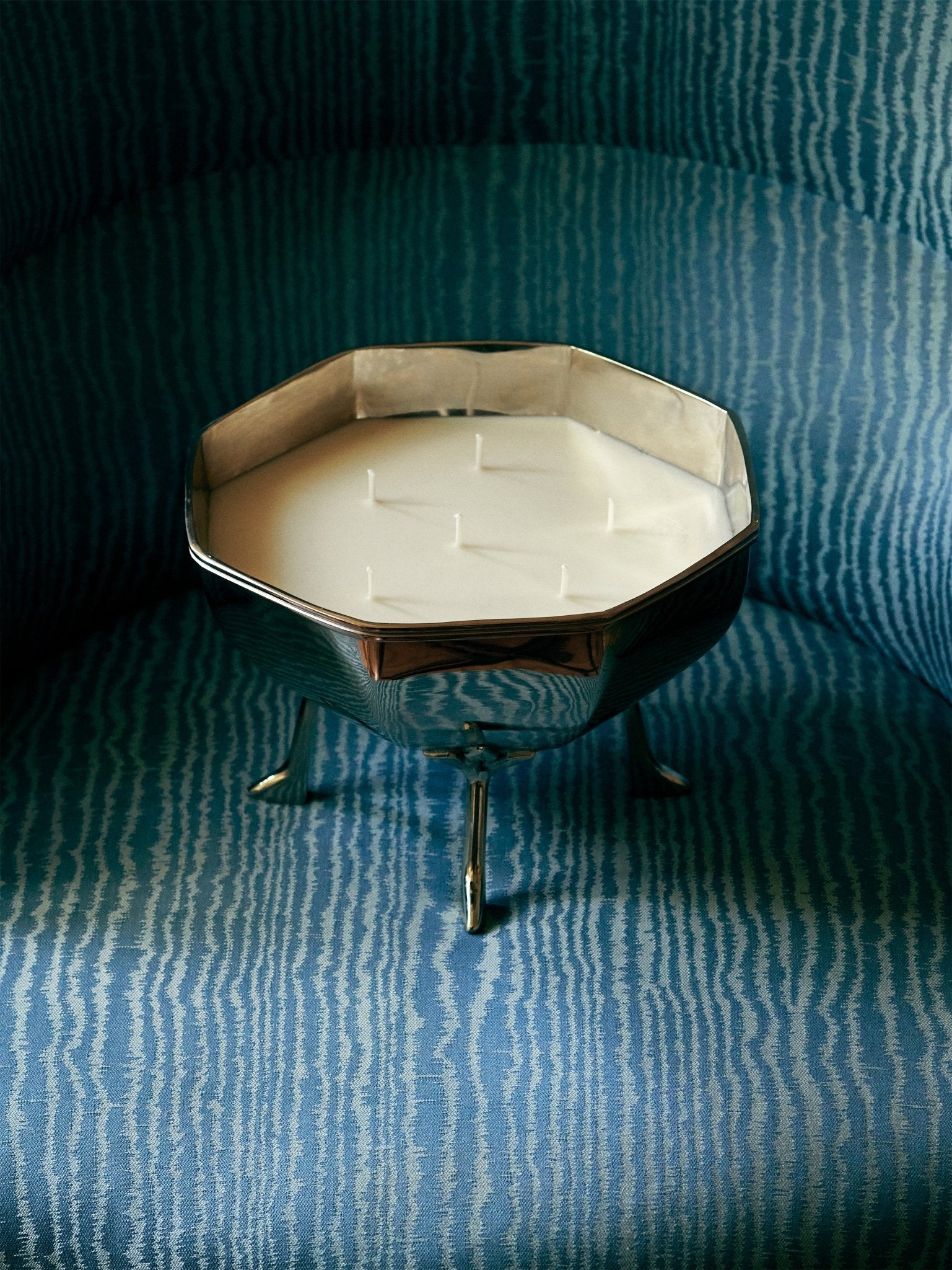 GRAND SCENTED CANDLE - House of Quintana