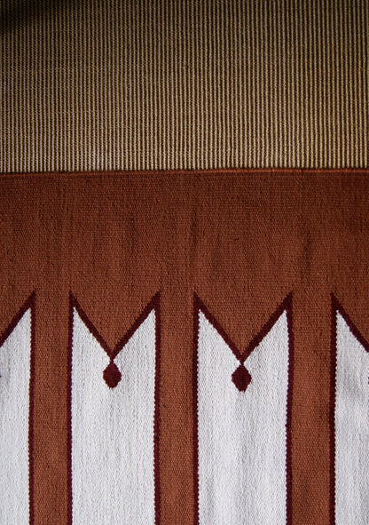 HANDWOVEN STRIPED RUG - House of Quintana