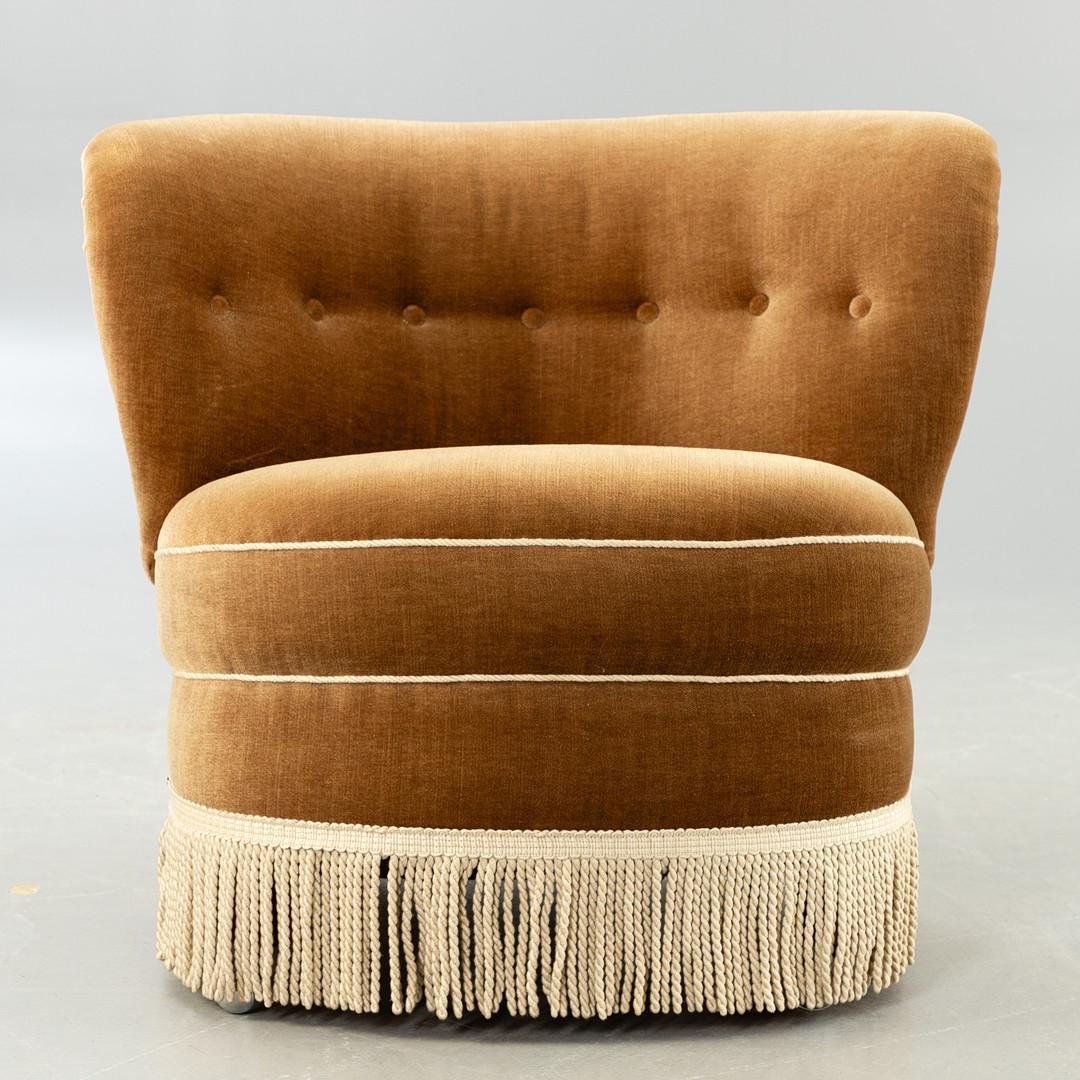 Cocktail Chair in Beige Velvet with Fringes, 1940s