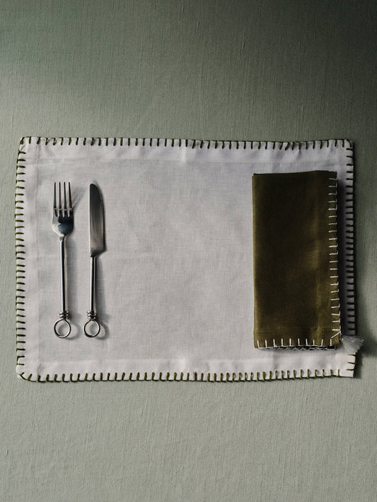 LINEN PLACEMAT WITH STITCHING - House of Quintana