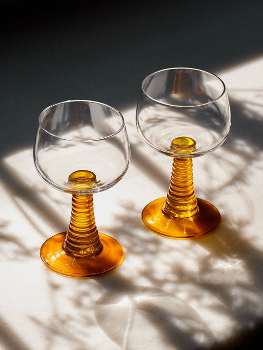 PAIR OF WINE GLASSES ORANGE - House of Quintana