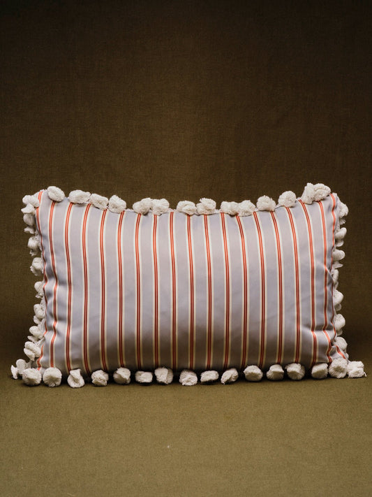 PILLOW RADISH - House of Quintana