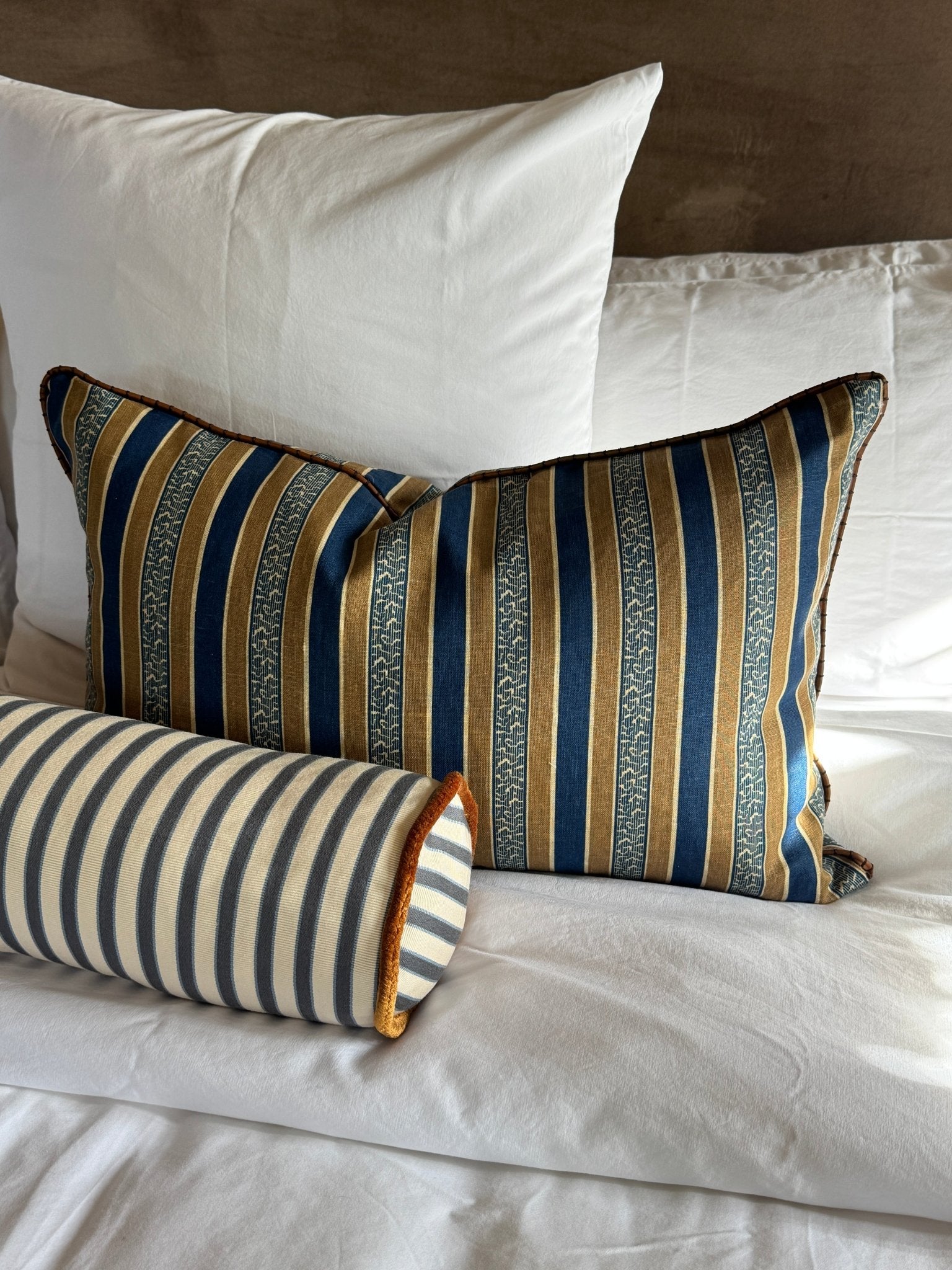 PILLOW ROLL - House of Quintana