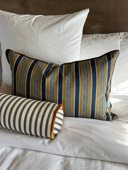 PILLOW ROLL - House of Quintana