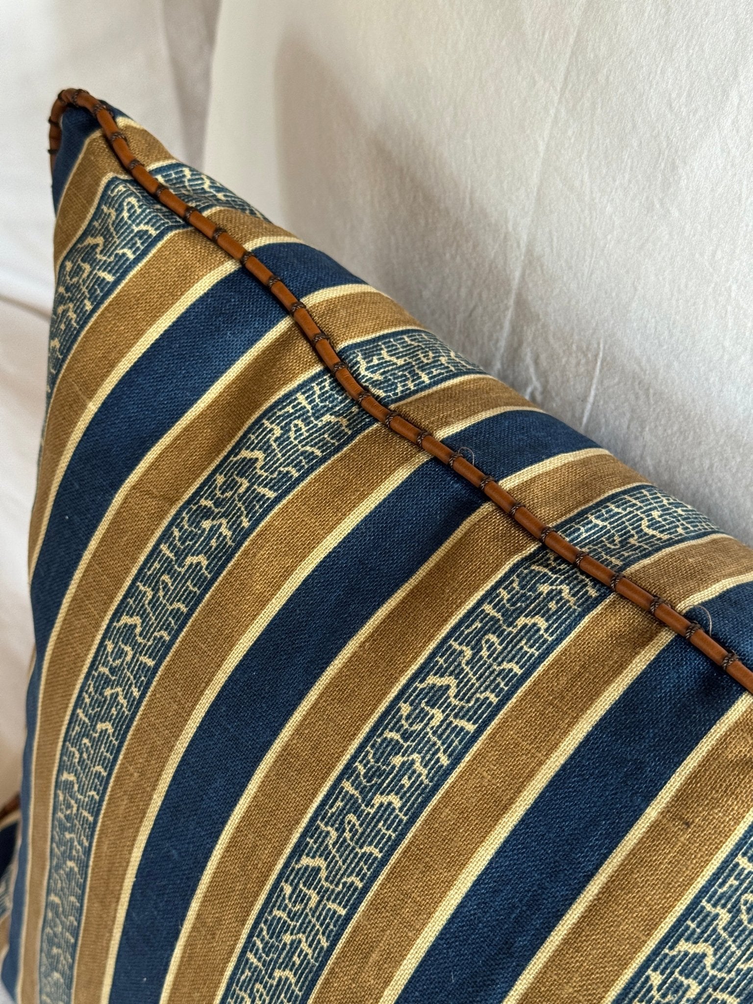 PILLOW STRIPE BLUE - House of Quintana