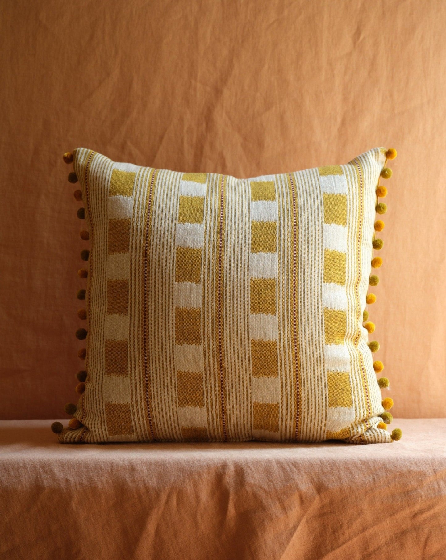 PILLOW WITH BOBBLE FRINGE - House of Quintana