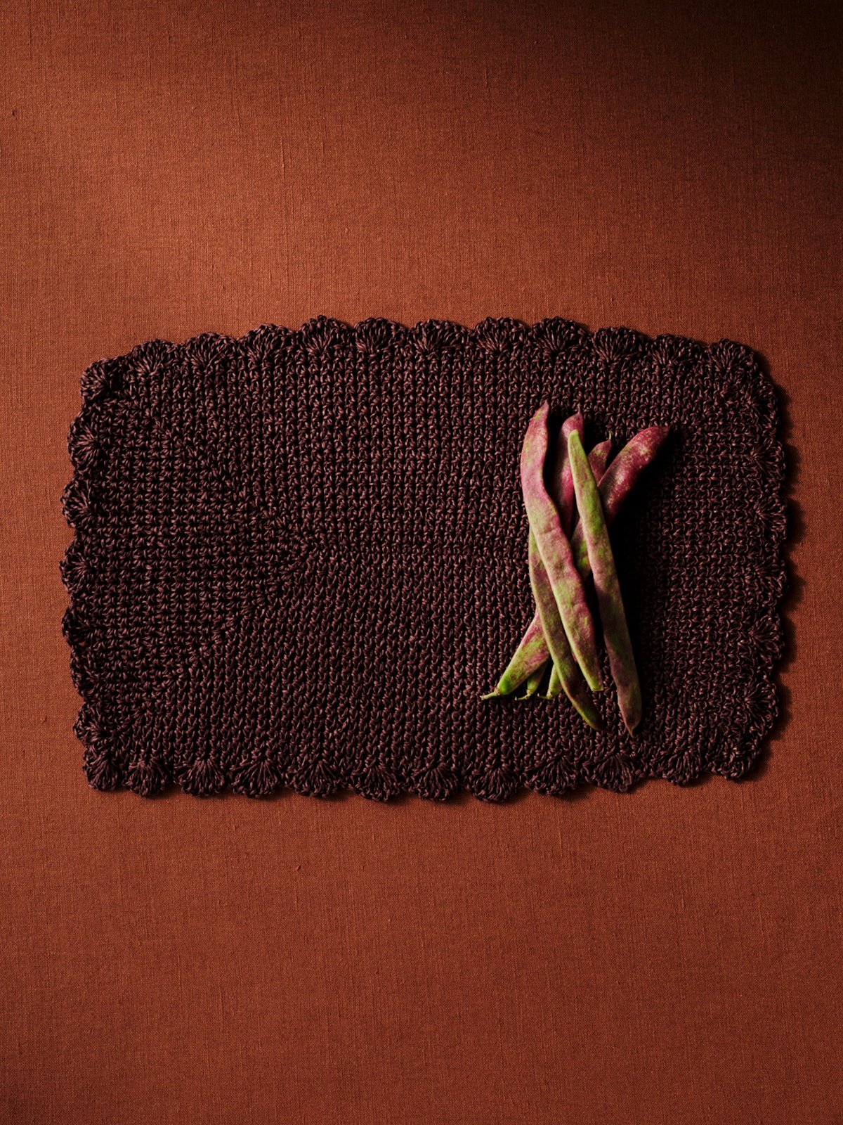 RAFFIA CROCHET PLACEMAT BURGUNDY - House of Quintana