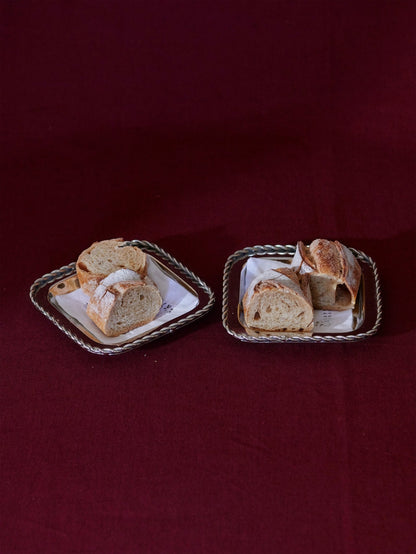 TWIRL TRAY BREAD - House of Quintana