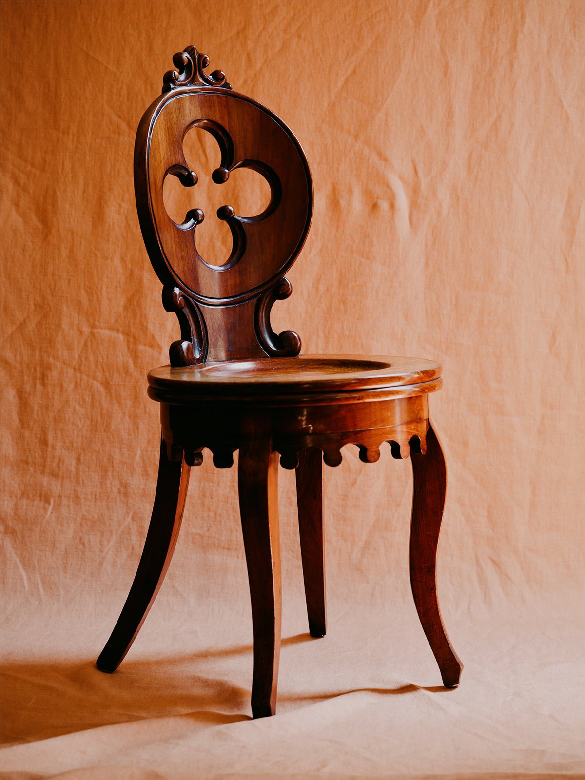 VICTORIAN STYLE CHAIR - House of Quintana